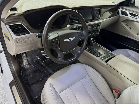 Used 2016 Hyundai Genesis 3.8 RWD image 23
