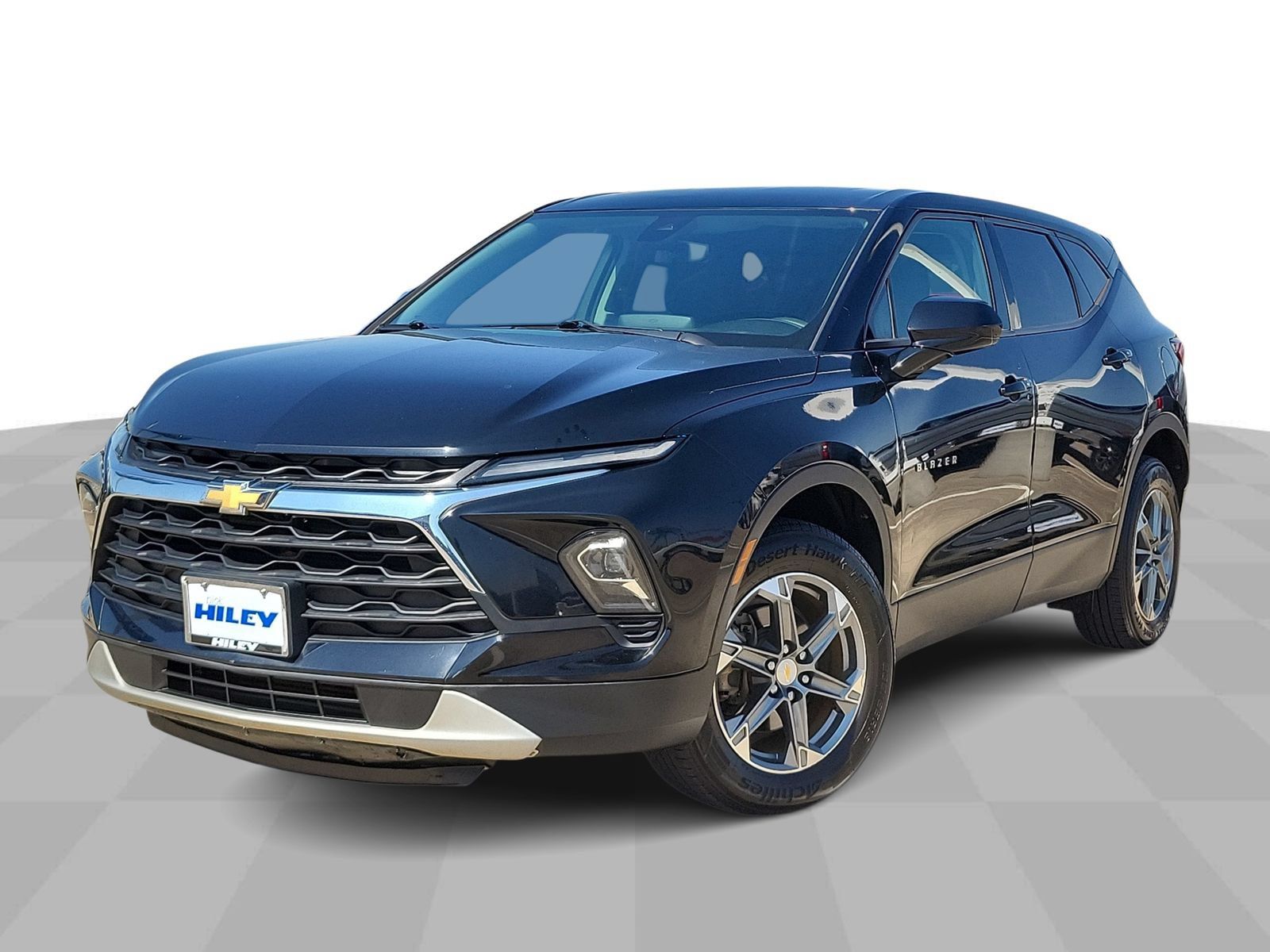 Used 2023 Chevrolet Blazer LT FWD image 4