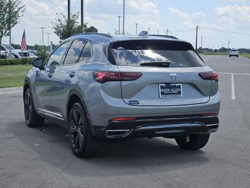 New 2025 Buick Envision Sport Touring image 3