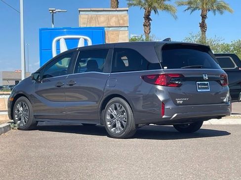 Used 2026 Honda Odyssey Touring image 5