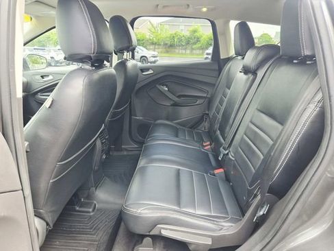 Used 2017 Ford Escape SE FWD image 10