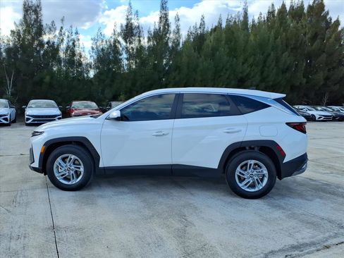 New 2026 Hyundai Tucson SE image 4