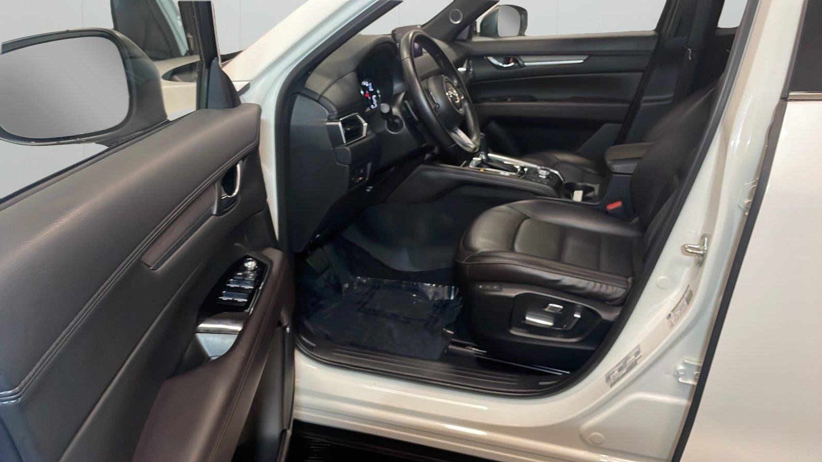 Used 2022 MAZDA CX-5 Signature AWD/4WD image 23