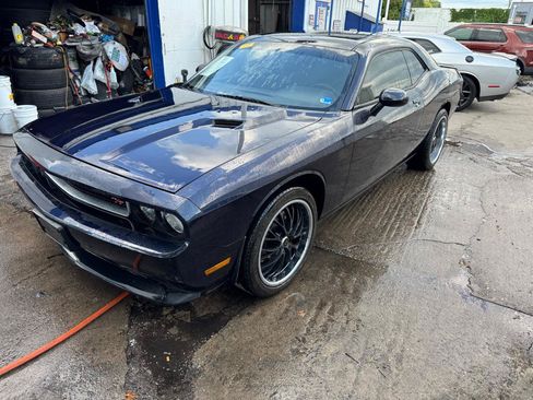 Used 2012 Dodge Challenger R/T w/ Sound Group II RWD image 3