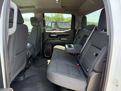 Used 2022 Chevrolet Silverado 1500 RST AWD/4WD image 14