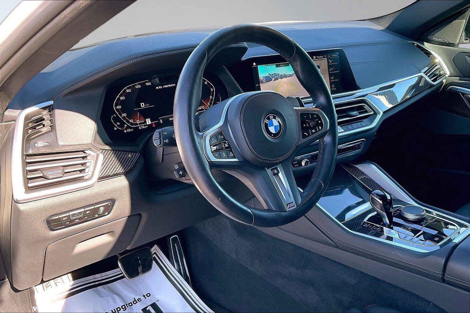 Used 2022 BMW X6 M50i AWD/4WD image 15