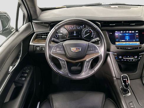 Used 2018 Cadillac XT5 Platinum image 23