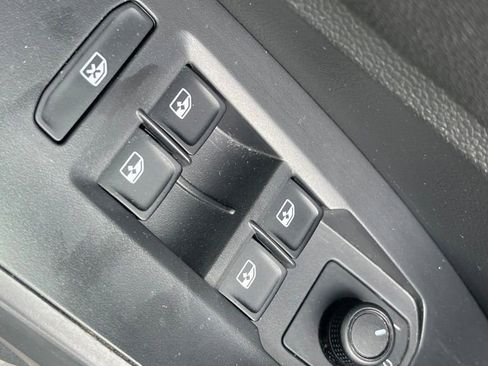 Used 2020 Volkswagen Jetta S FWD image 22