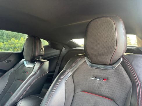 Used 2021 Chevrolet Camaro ZL1 RWD image 25