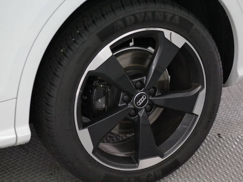 Used 2019 Audi SQ5 Premium Plus w/ Premium Plus Package AWD/4WD image 67