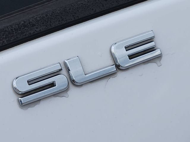 Used 2021 GMC Terrain SLE FWD image 11
