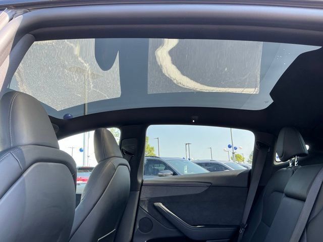 Used 2026 Tesla Model Y 2WD image 19