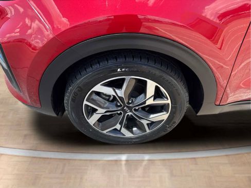 Used 2020 Kia Sportage EX FWD image 32