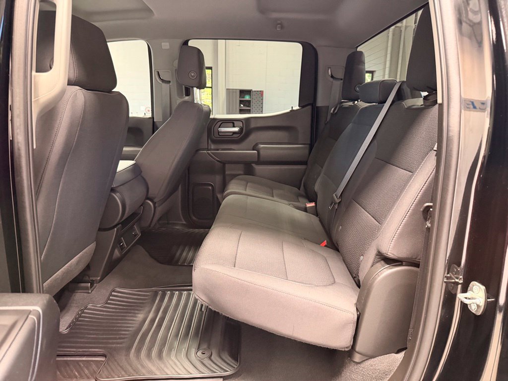 Used 2021 Chevrolet Silverado 1500 Custom AWD/4WD image 22