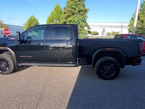Used 2024 GMC Sierra 2500 AT4 w/ AT4 Premium Plus Package image 36