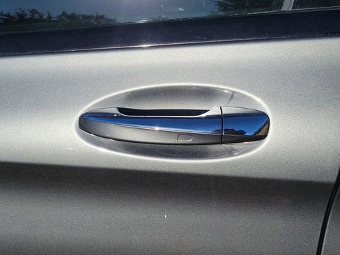 Used 2020 Mercedes-Benz C 300 C 300 image 8