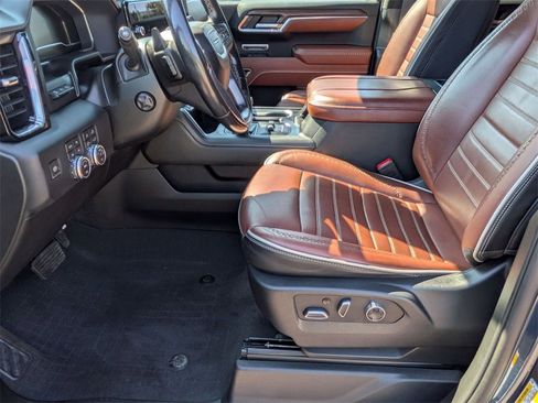 Used 2023 GMC Sierra 1500 Denali Ultimate image 13