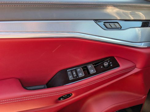 New 2025 Jeep Wagoneer S Launch Edition image 14