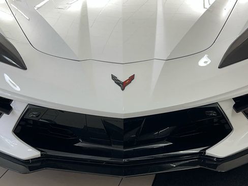 Used 2024 Chevrolet Corvette Stingray Premium Conv w/ Z51 Performance Package image 4