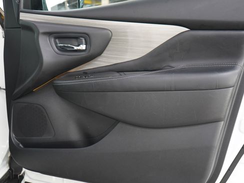Used 2016 Nissan Murano SL AWD/4WD image 11