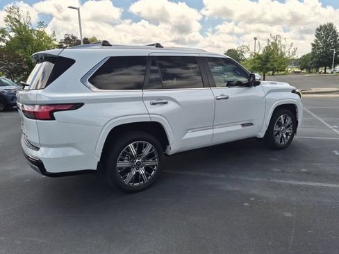 Used 2024 Toyota Sequoia Capstone AWD/4WD image 4