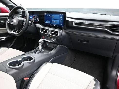 Certified 2025 Ford Mustang GT Premium RWD image 10