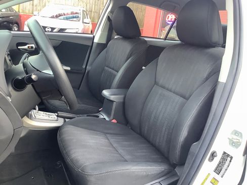 Used 2013 Toyota Corolla S image 10