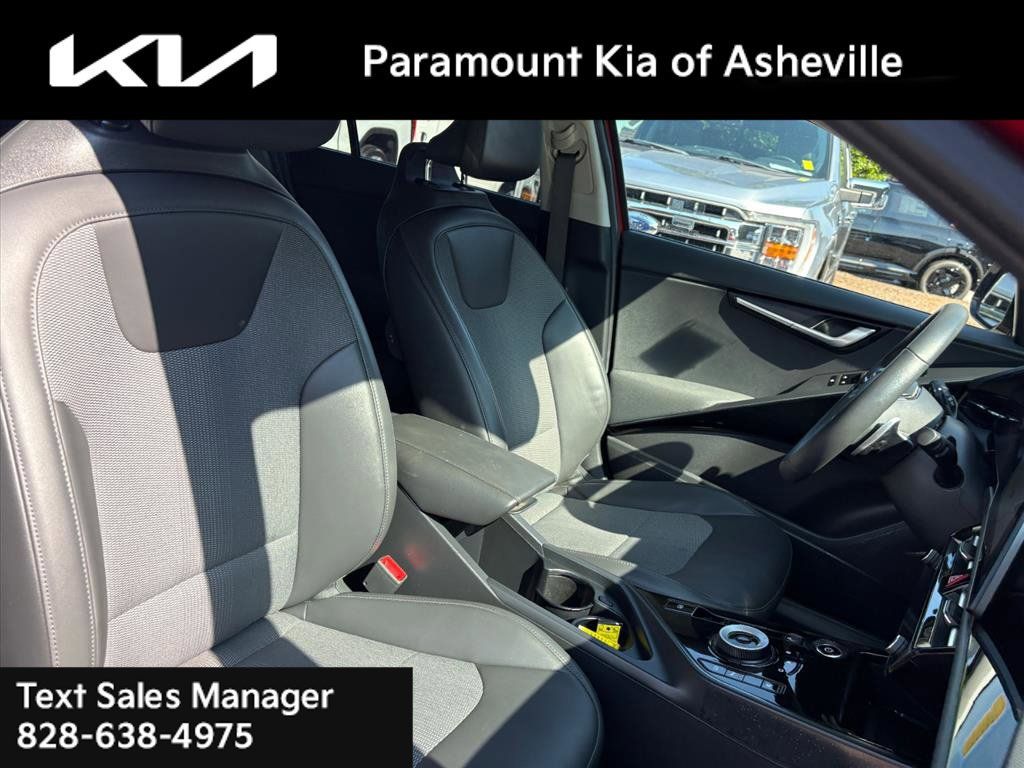 Certified 2023 Kia Niro Wind FWD image 20