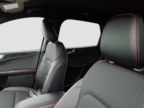 New 2026 Ford Escape ST-Line w/ Tech Pack #1 image 15