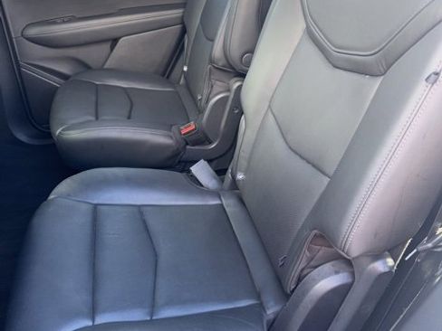 Used 2020 Cadillac XT6 Premium Luxury image 11