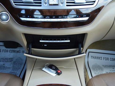 Used 2007 Mercedes-Benz S 550 image 23