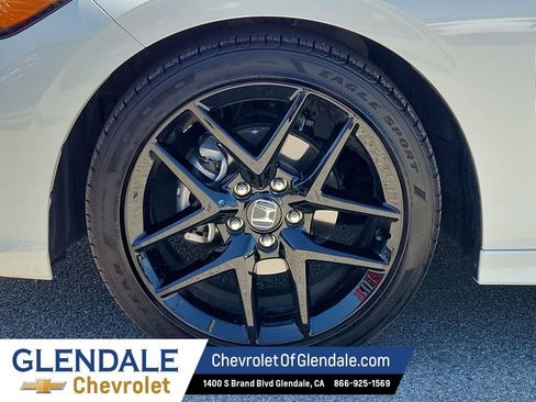 Used 2025 Honda Civic Sport image 19