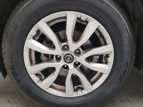 Used 2018 Nissan Rogue SV FWD image 31