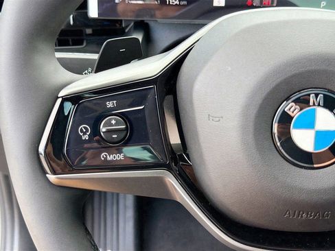 New 2026 BMW 530i w/ Convenience Package RWD image 39