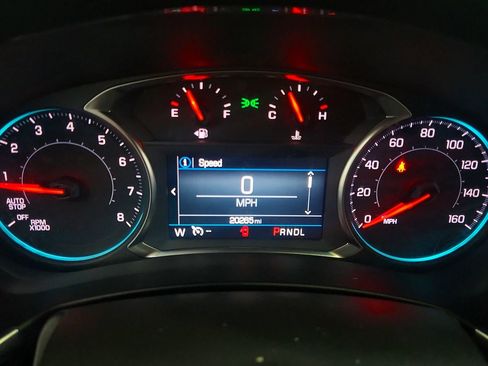 Used 2024 Chevrolet Equinox LT w/ LPO, Floor Liner Package FWD image 19