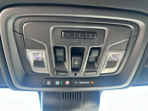 Used 2024 GMC Sierra 1500 AT4 w/ Technology Package image 16