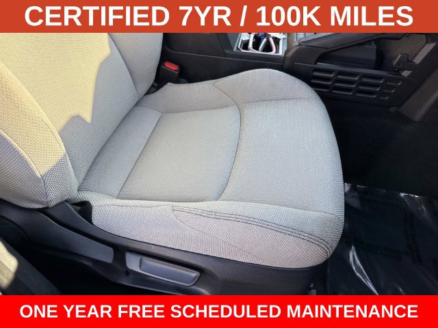 Used 2025 Toyota 4Runner SR5 AWD/4WD image 10