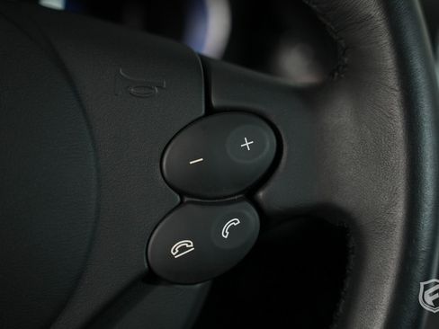 Used 2006 Mercedes-Benz SLR image 36