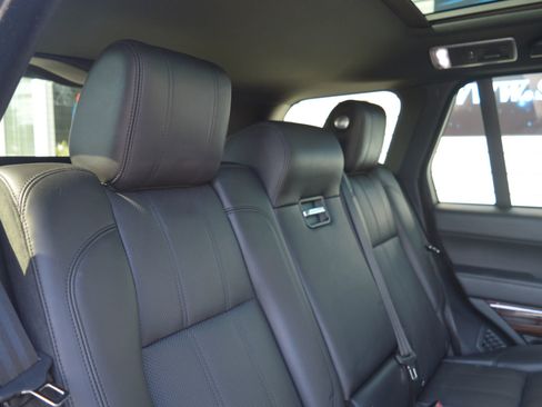 Used 2015 Land Rover Range Rover Supercharged AWD/4WD image 22