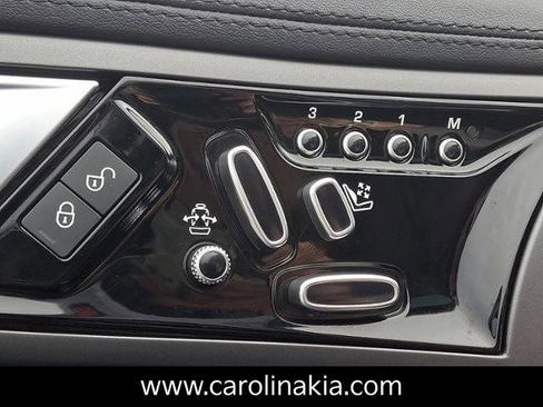 Used 2017 Jaguar F-TYPE Coupe image 25