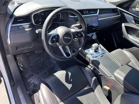 Used 2023 Jaguar F-PACE S AWD/4WD image 5