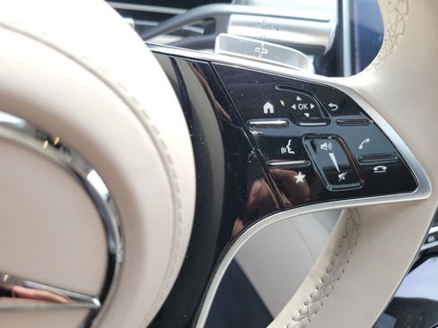 Certified 2022 Mercedes-Benz S 500 4MATIC image 31