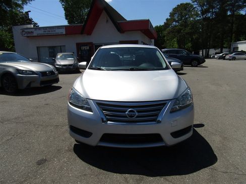 Used 2015 Nissan Sentra S FWD image 2