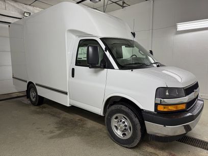 New 2025 Chevrolet Express 3500 w/ Power Convenience Package