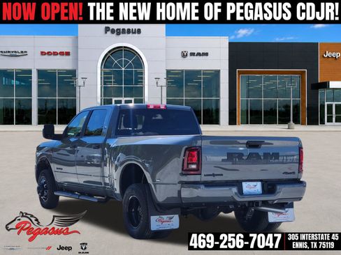 New 2026 RAM 3500 Lone Star AWD/4WD image 4