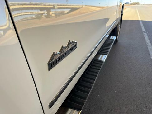 Used 2015 Chevrolet Silverado 2500 High Country w/ Duramax Plus Package image 10