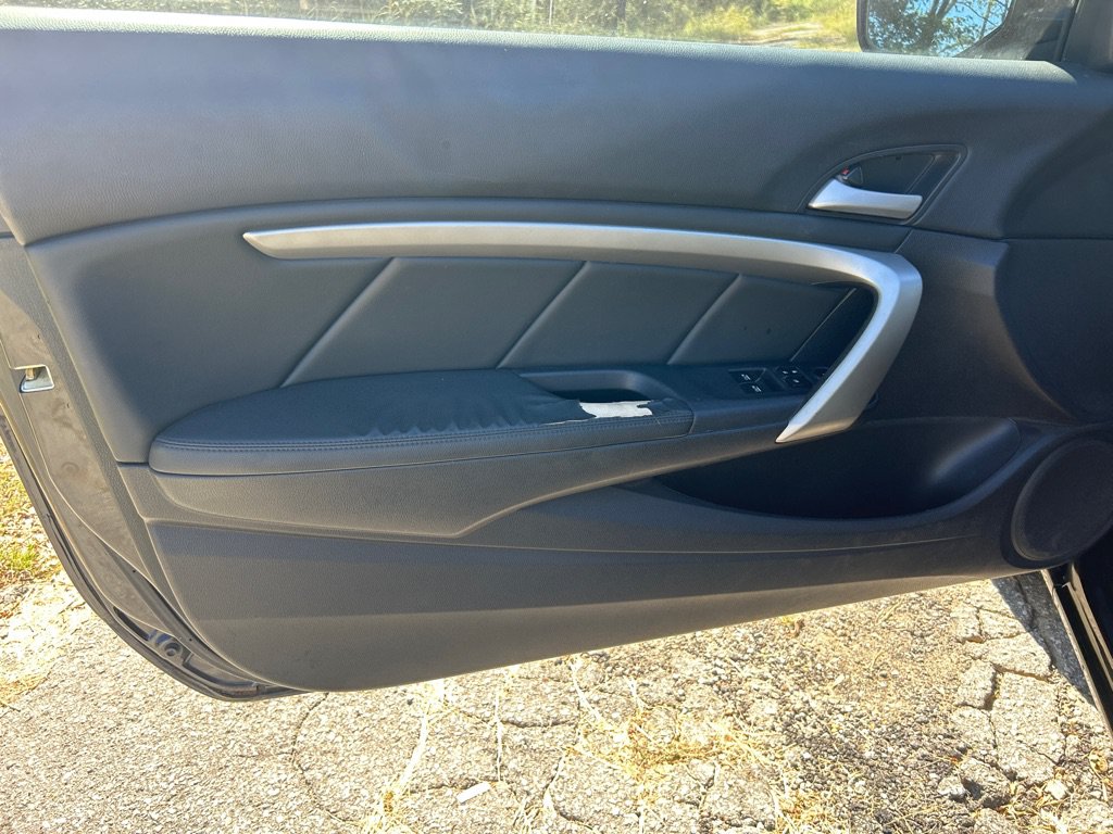 Used 2011 Honda Accord EX-L image 7