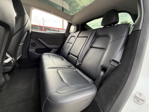 Used 2023 Tesla Model Y Long Range image 12