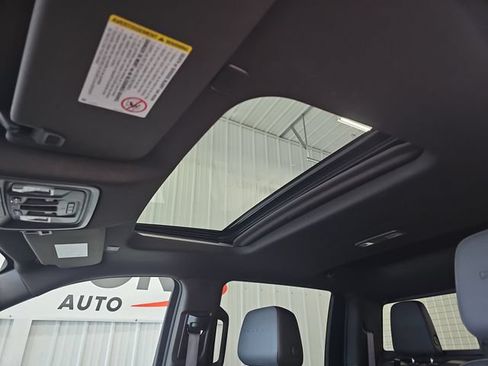 Used 2023 GMC Sierra 3500 Denali w/ Denali Ultimate Package AWD/4WD image 21