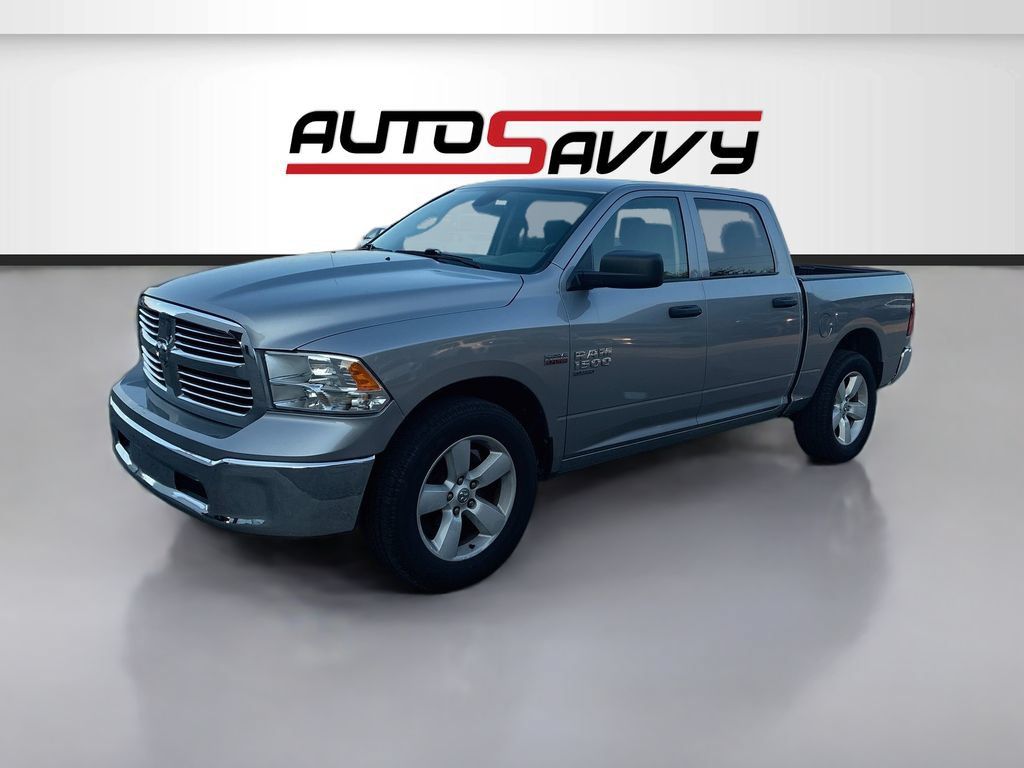 Used 2023 RAM 1500 Classic SLT AWD/4WD image 3